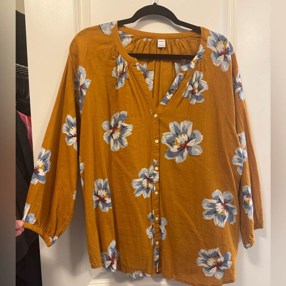 Old Navy Large Top